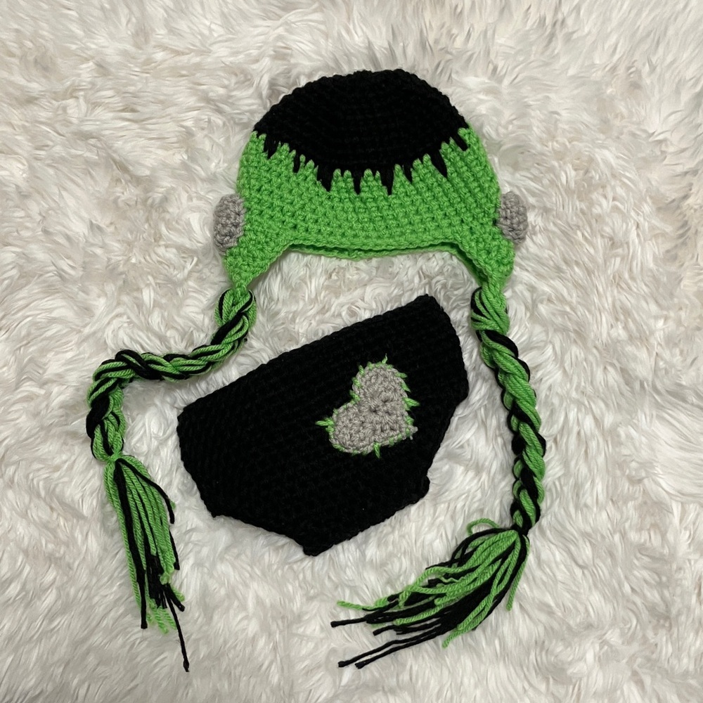 Green and Black crocheted Kids Hat and Diaper Cover Set